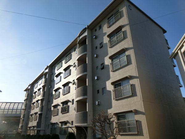 S31027-33 �O��